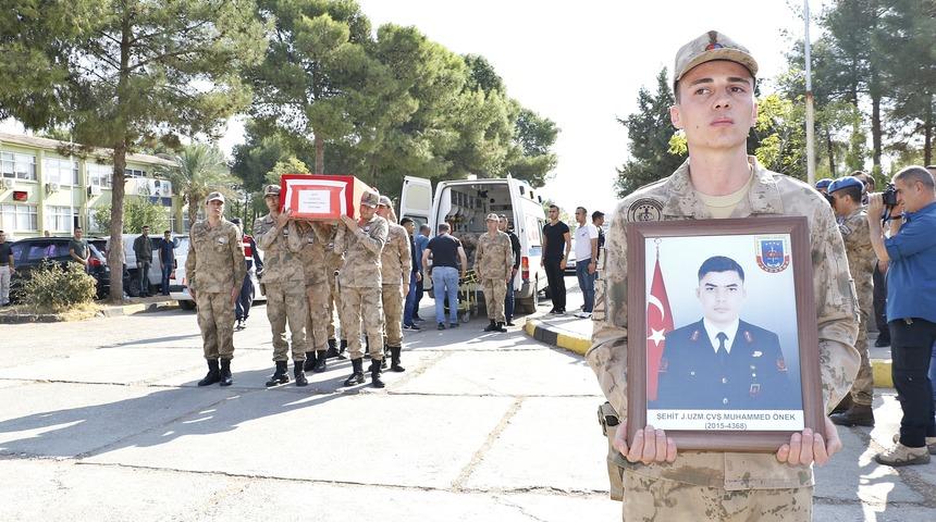 Mardin'de PKK'lı ter&ouml;ristlerle &ccedil;atışma: 1 asker şehit (3)
