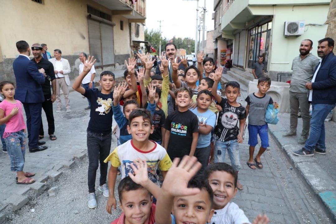 Başkan Canpolat &ouml;neri ve talepleri yerinde dinliyor