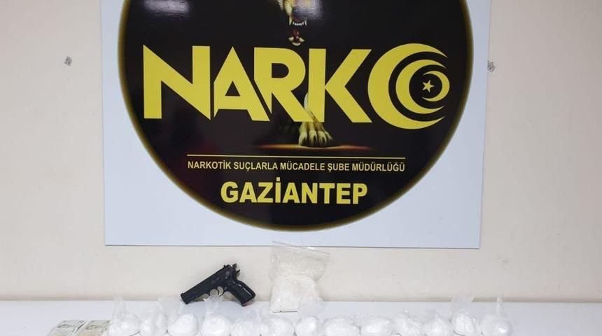 Gaziantep&rsquo;te uyuşturucu operasyonu: 8 g&ouml;zaltı