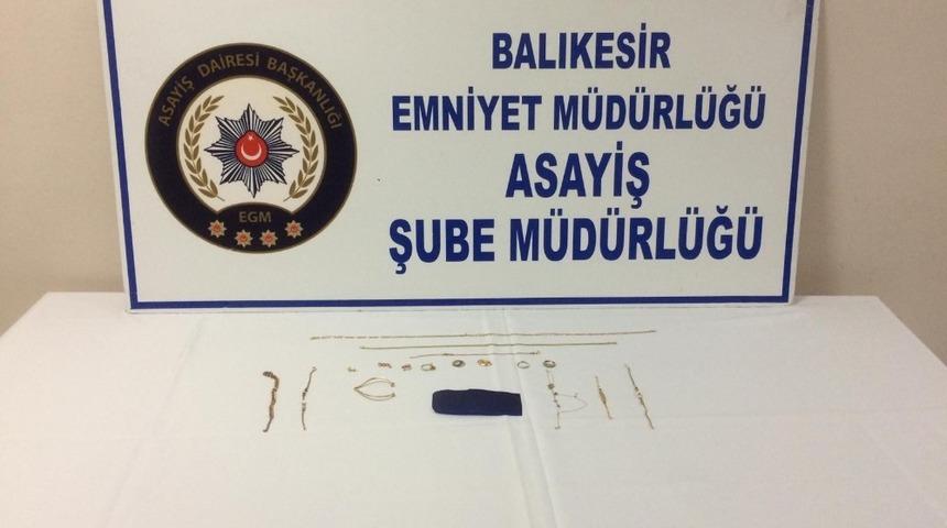 Balıkesir&rsquo;de hırsızlık yaptılar, Yalova&rsquo;da yakalandılar