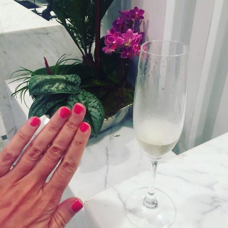 Bekar hayatın güzelliklerini anlatmak için ilginç bir yol seçti! G3