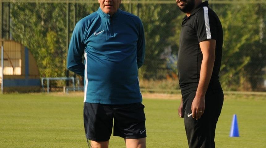 Isparta 32 Spor Teknik Direktörü Söyleyici: "İki maç kaybettik diye pes edecek değilim"