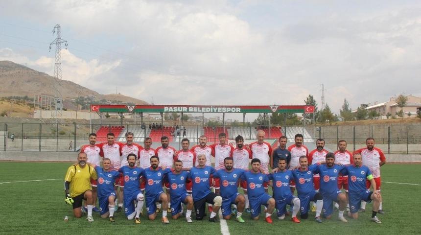 Kulp&rsquo;ta anlamlı futbol karşılaşması