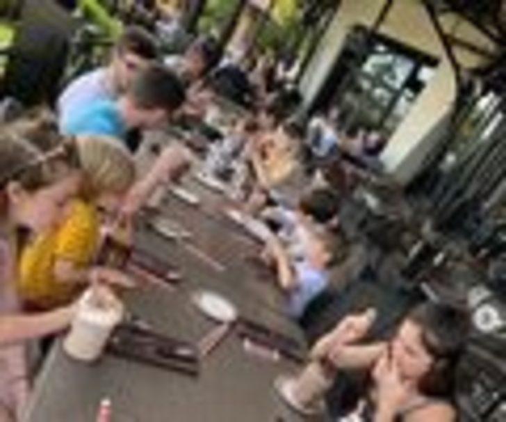 İngiltere'nin en geniş ailesi! 22. çocuk yolda G2