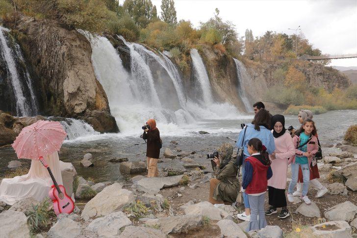 Muradiye Şelalesi seyahat tutkunlarının gözdesi oldu G1