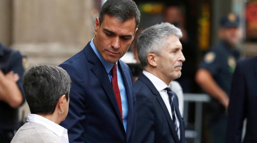 İspanya Başbakanı'ndan Barselona'da yaralanan polislere ziyaret