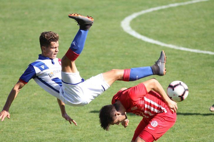 Başkanlardan alt yapı maçlarına yakın takip G2