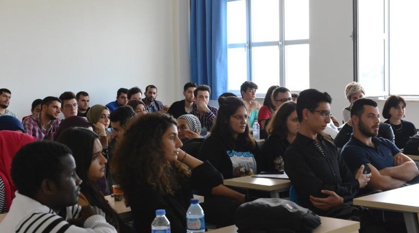 &lsquo;İngilizce Konuşma G&uuml;nleri&rsquo;nin ikincisi ger&ccedil;ekleştiriliyor