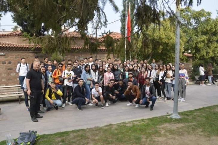 Manisa Büyükşehir, Türk dünyası öğrencilerini ağırladı G2