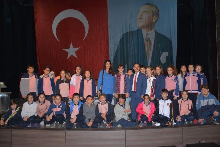 Çaycuma’da Çocuk Belediye Başkanı Nisanur Yıldırım oldu G3