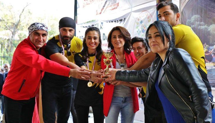 Hakkari rafting takımı kupa ile döndü G1