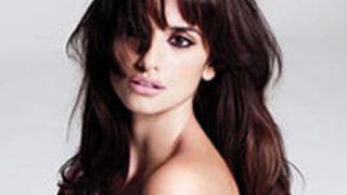 En dolgun dudaklar onda!