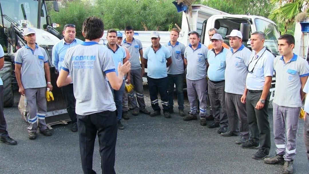 Bodrum&rsquo;dan 85 ton &ccedil;&ouml;p &ccedil;ıktı; duyanlar kulaklarına inanamadı