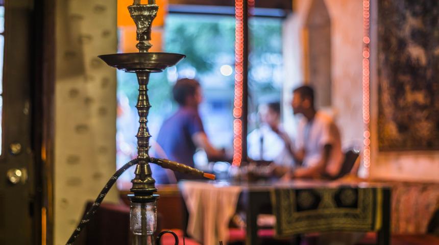 Nargile servis eden restoranlarda faturaya yüzde 100 vergi