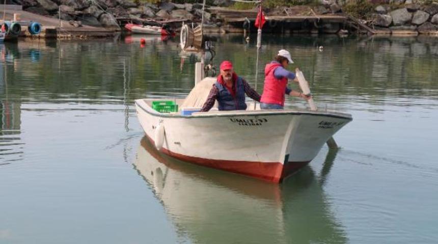 25 yıldır birlikte denize açılıyorlar