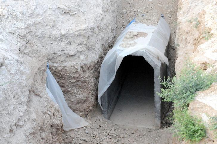 PKK/YPG’li teröristlerin Tel Abyad’daki tünelleri ortaya çıktı! Kenti köstebek yuvasına çevirmişler G3