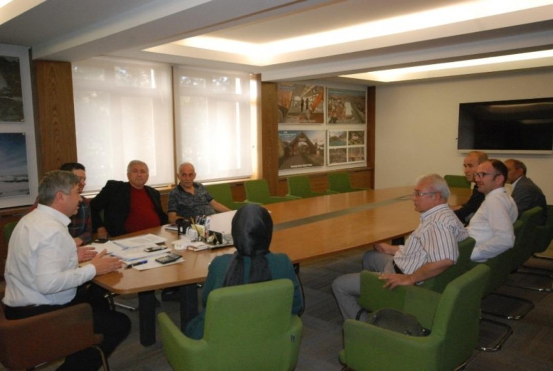 Gediz&rsquo;de amat&ouml;r spor kul&uuml;plerine maddi destek