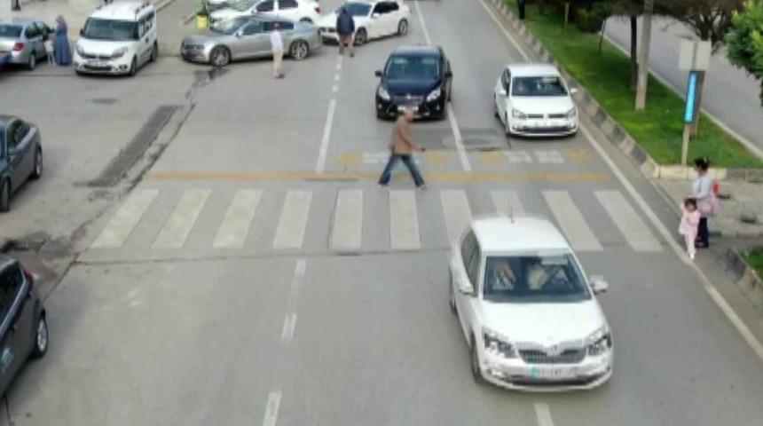 Yayalara yol vermeyen araçlara drone’lu denetim