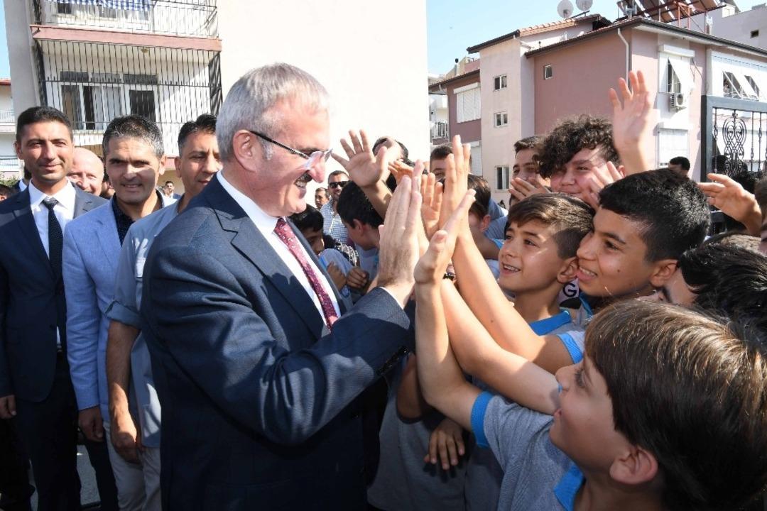 Vali Karaloğlu: "850 ilave dersliğe ihtiyacımız var"