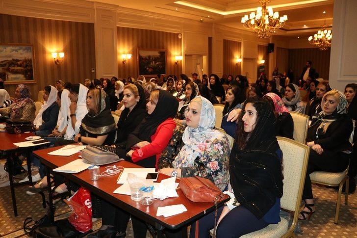 İranlı kadın kuaförlere eğitim G4