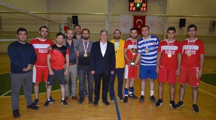 Bünyan’da Voleybol Heyecanı Sona Erdi