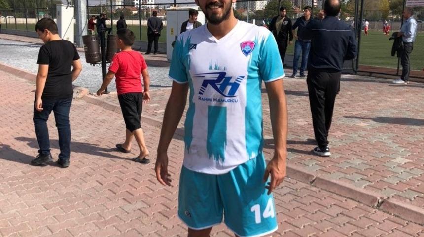 Seyit Nergis attığı gollerle takımını sırtlıyor