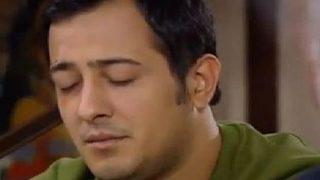 Sarp türkü söyledi!