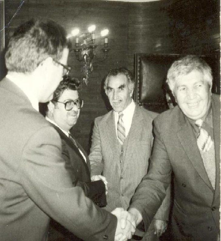 Kırşehirli gazeteciden 30 yıllık siyasi arşivde unutulmayanlar gün yüzüne çıktı G5