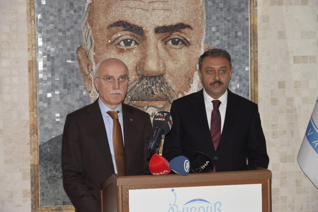 İ&ccedil;işleri Bakan Yardımcısı Erdil: "Ter&ouml;r &ouml;rg&uuml;t&uuml; bug&uuml;n 600 kişiye d&uuml;ş&uuml;r&uuml;ld&uuml;"