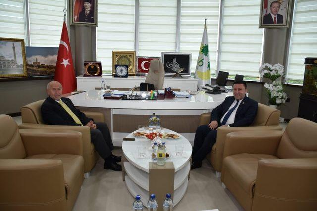 TFF Başkanı Özdemir’den Başkan Beyoğlu’na ziyaret