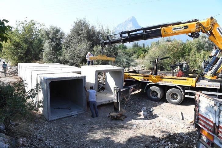 Konyaaltı Belediyesi mahalleleri bir birine bağlıyor G4