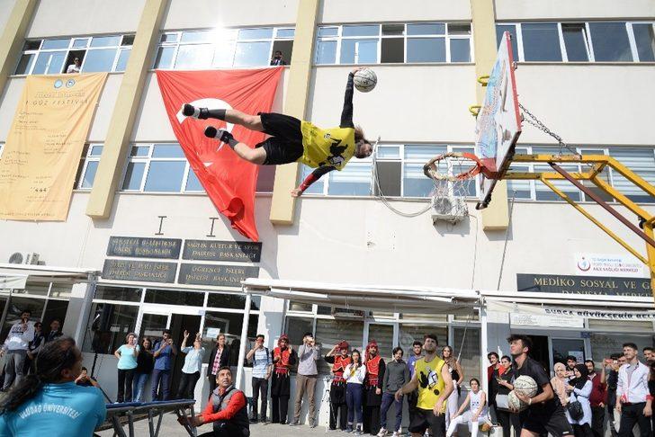 Bursa Uludağ Üniversitesi’nden Mehmetçiğe selam G2