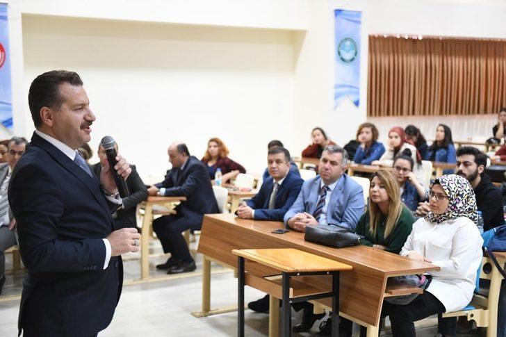 Başkan Yılmaz’dan yerel yönetimler dersi G3