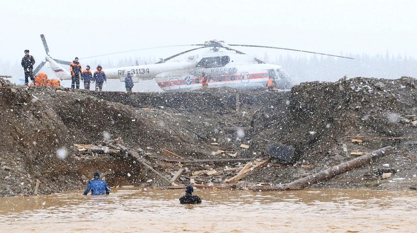 Rusya'da baraj çöktü: Ölü sayısı 17'ye yükseldi!