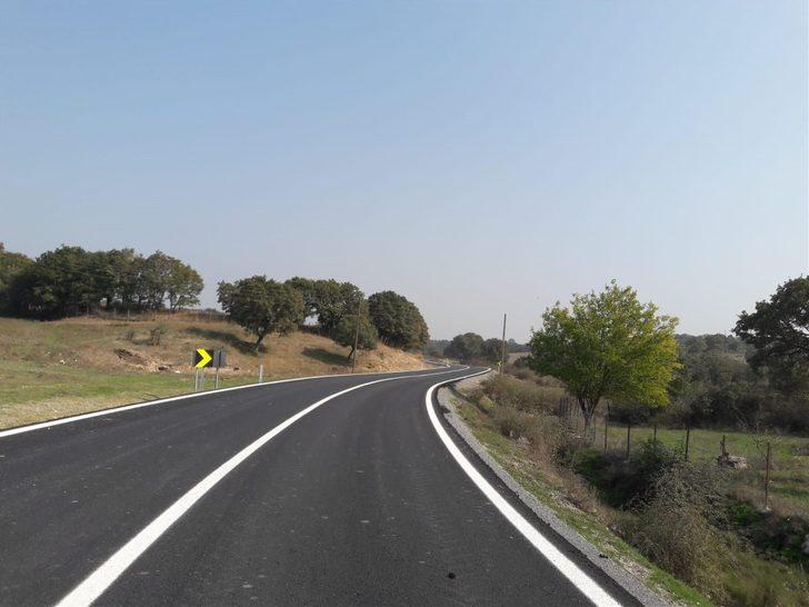 Kırsal mahallelerde yol bakım çalışması G2