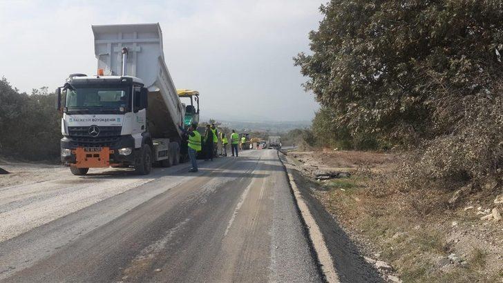 Kırsal mahallelerde yol bakım çalışması G5