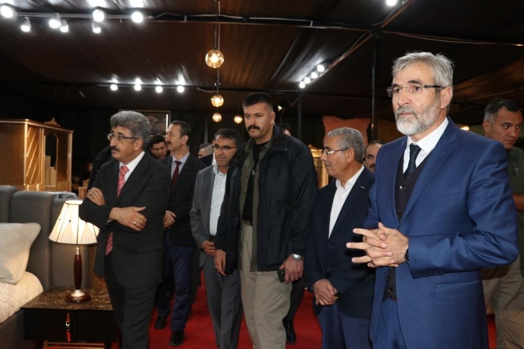 Van Asya İpekyolu Sanayi ve Ticaret Tedarik&ccedil;ileri Fuarı kapılarını a&ccedil;tı