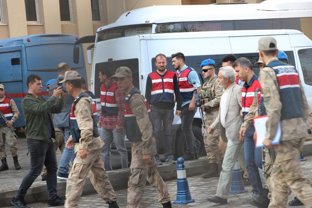 Diyarbakır'ın 3 HDP'li belediyesine görevlendirilme (3)