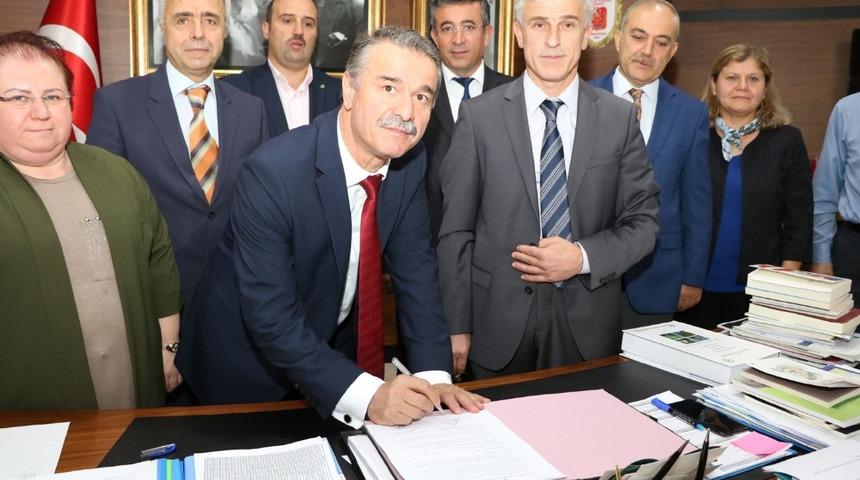 Amasya &Uuml;niversitesi ile Tarım ve Orman Bakanlığı 11. B&ouml;lge M&uuml;d&uuml;rl&uuml;ğ&uuml;nden iş birliği protokol&uuml;