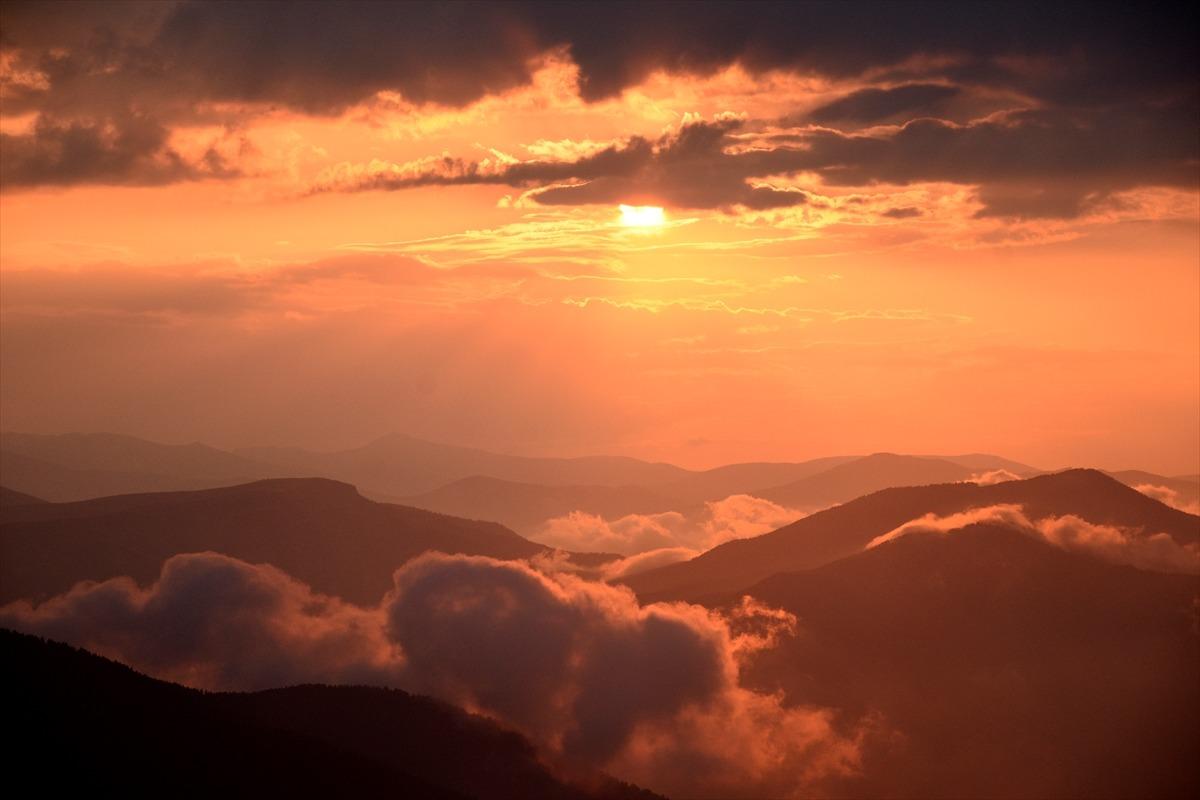 G&ouml;klerin &ccedil;ağırdığı zirve: Zigana