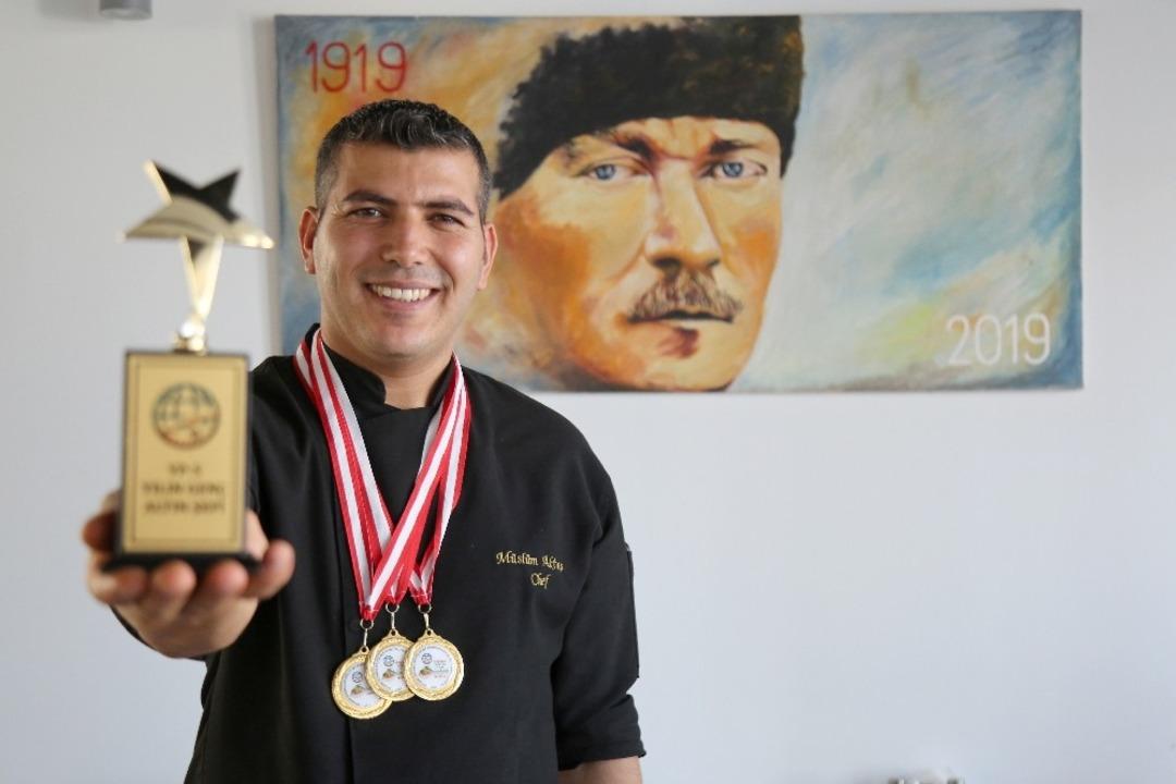 Mezitli Belediyesi Aş&ccedil;ısı Aktaş, İstanbul&rsquo;dan 3 altın madalyayla d&ouml;nd&uuml;