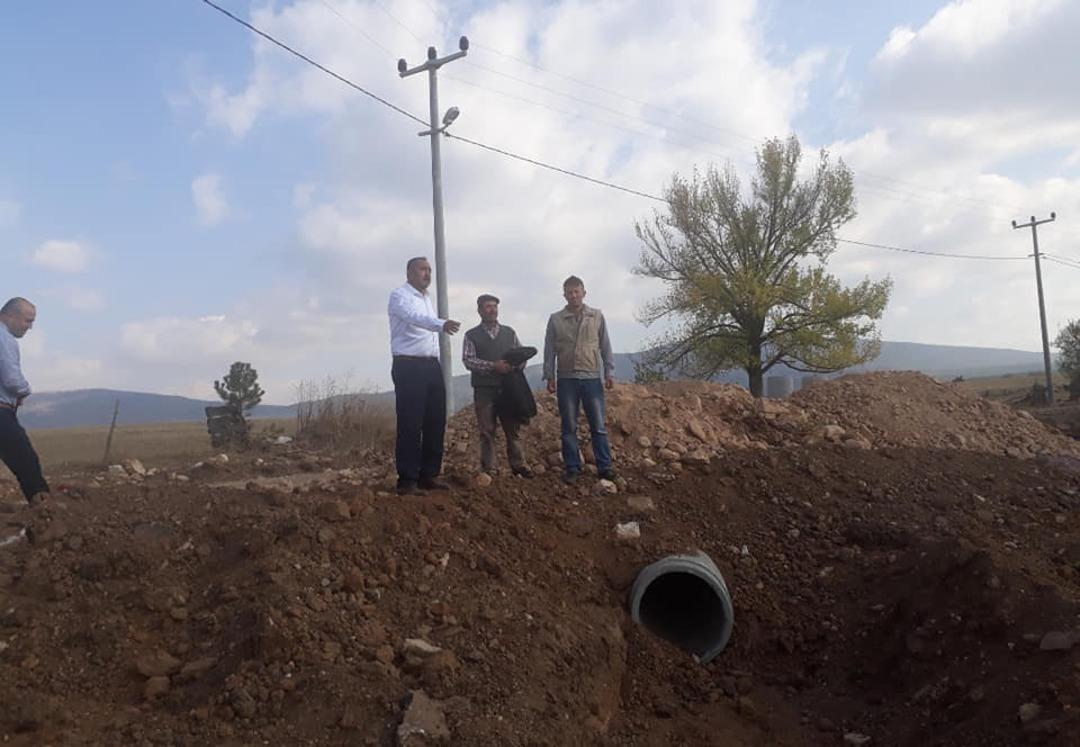 &Ccedil;avdarhisar&rsquo;da yol &ccedil;alışmaları