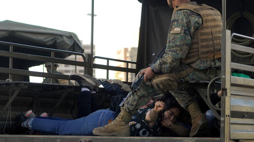 Protestoların ardından Şili lideri özür diledi!