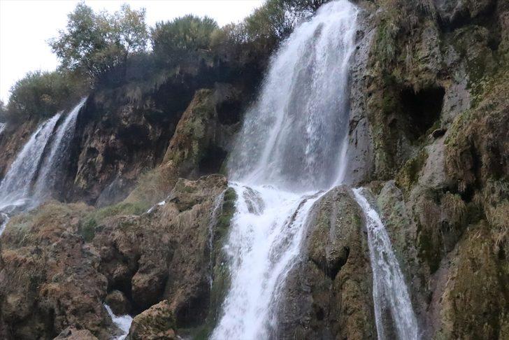 'Anlatılandan çok daha güzel!' Girlevik Şelalesi'ni gören hayran kalıyor G4