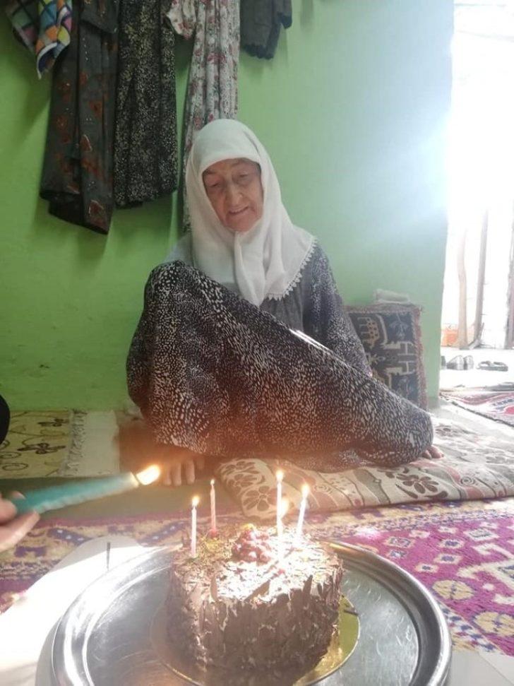 80 yaşındaki Fatma niye doğum günü sürprizi G3