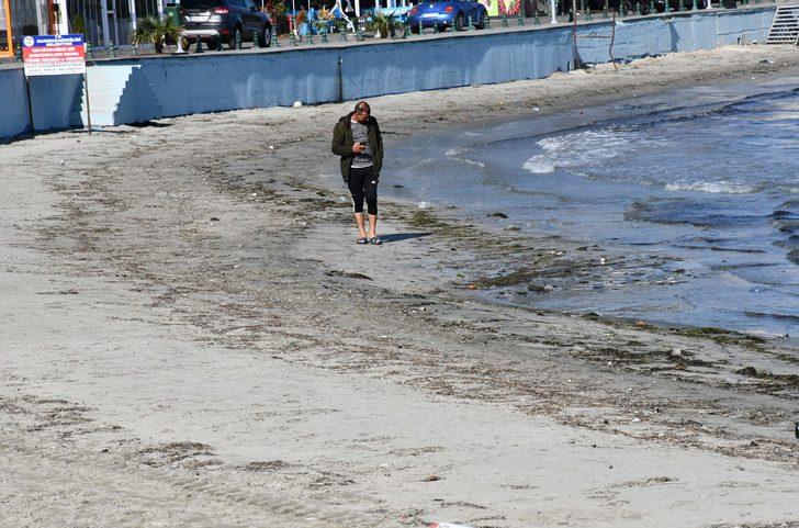 Tekirdağ'da deniz metrelerce çekildi G3
