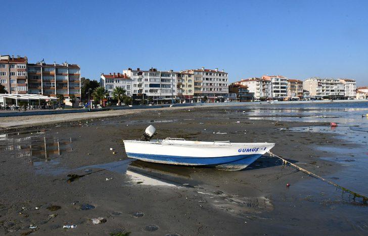 Tekirdağ'da deniz metrelerce çekildi G2