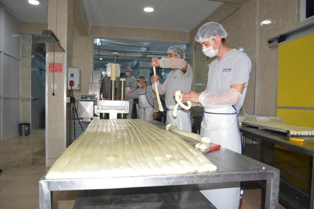 Talha S&uuml;t &Uuml;r&uuml;nleri&rsquo;nden, bitkisel yağ kullanımı ile ilgili a&ccedil;ıklama