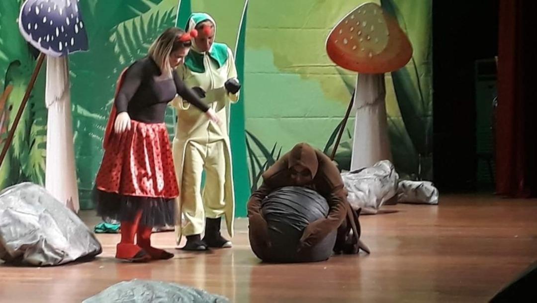 Şehir tiyatroları perdelerini a&ccedil;tı