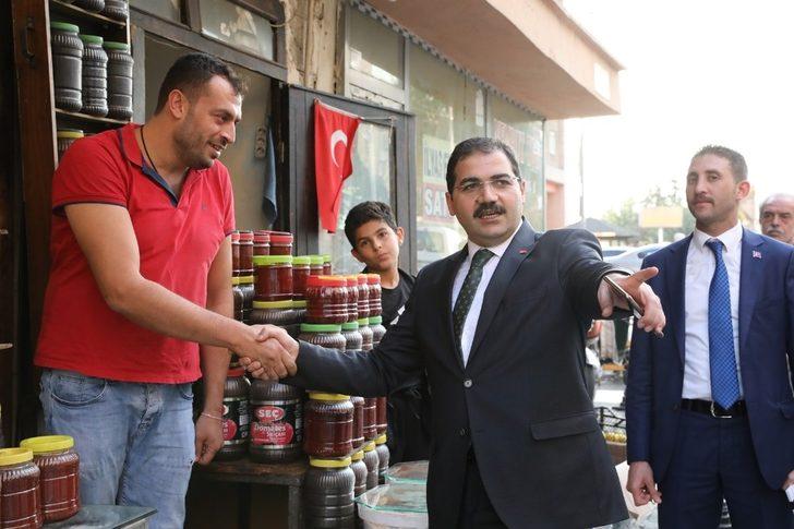 Canpolat vatandaşların sorunlarını dinledi G1